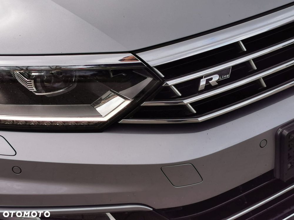 Volkswagen Passat 2.0 TDI SCR DSG - 9