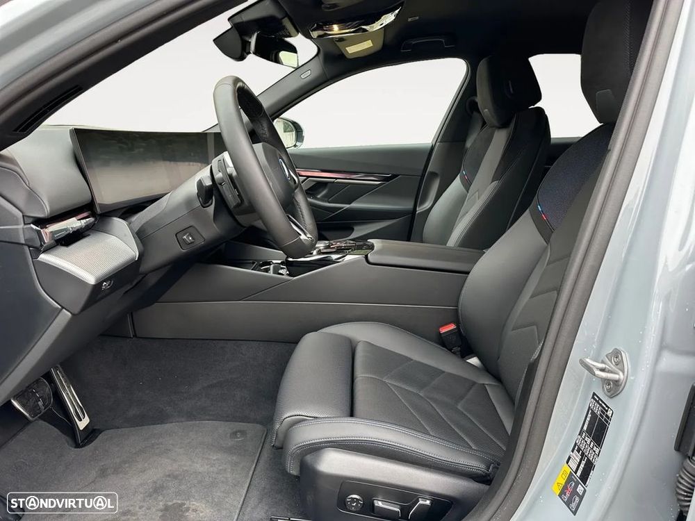 BMW i5 eDrive40 Pack Desportivo M - 10