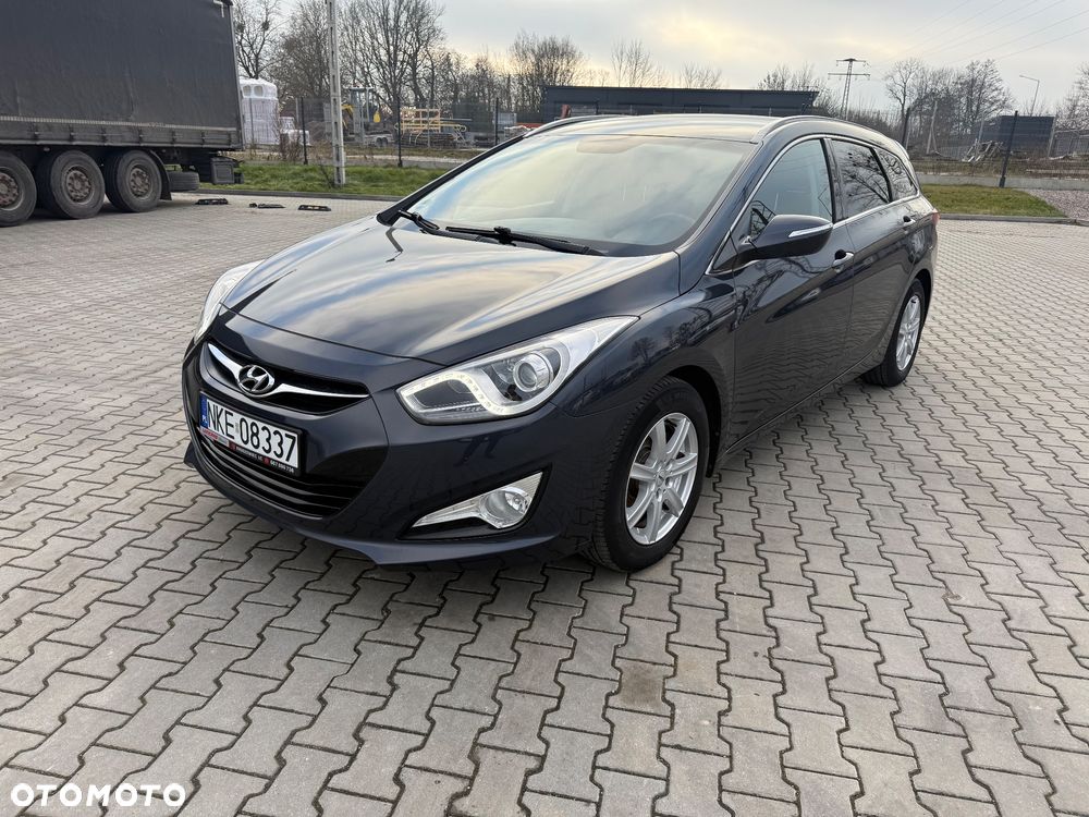 Hyundai i40 Kombi blue 1.6 Classic - 2
