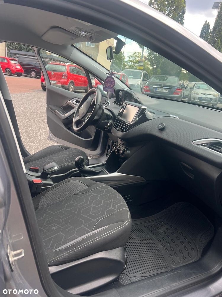 Peugeot 2008 1.2 Pure Tech Active - 3