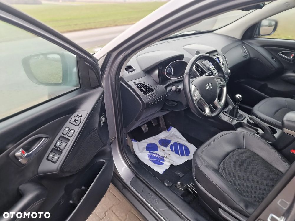 Hyundai ix35 2.0 CRDi 4WD Premium - 17
