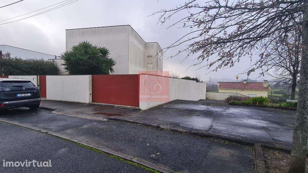 Venda Moradia - Grande imagem: 2/32