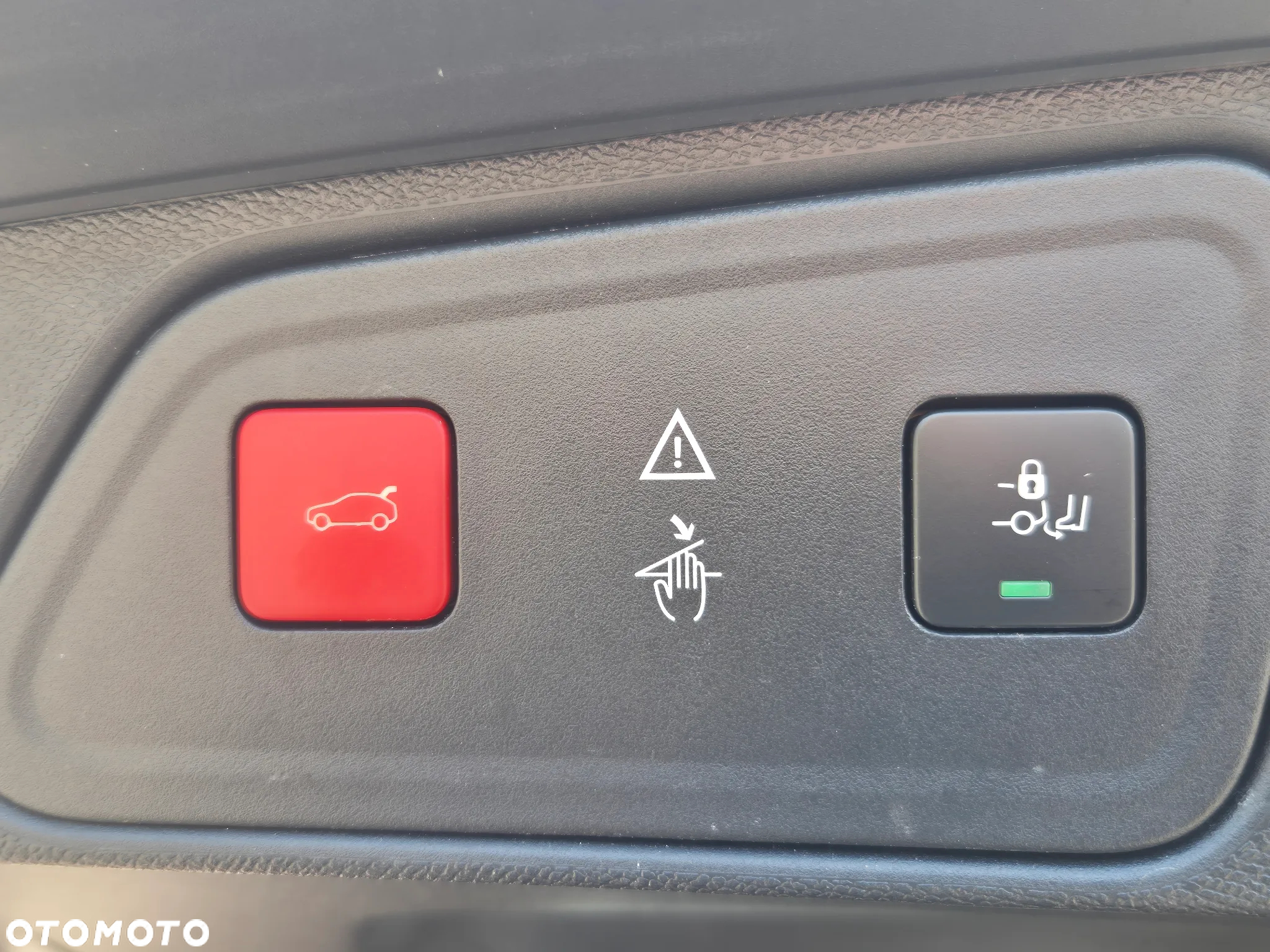 Peugeot 3008 1.2 PureTech Allure S&S EAT6 - 13