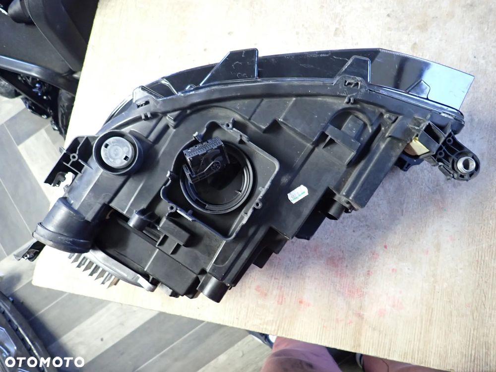 VOLKSWAGEN T-CROSS LAMPA PRAWY PRZÓD 2GM941036B - 5