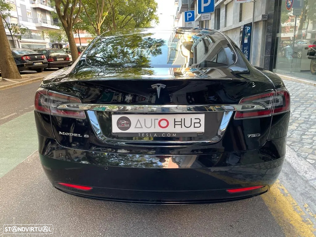 Tesla Model S 75 - 5