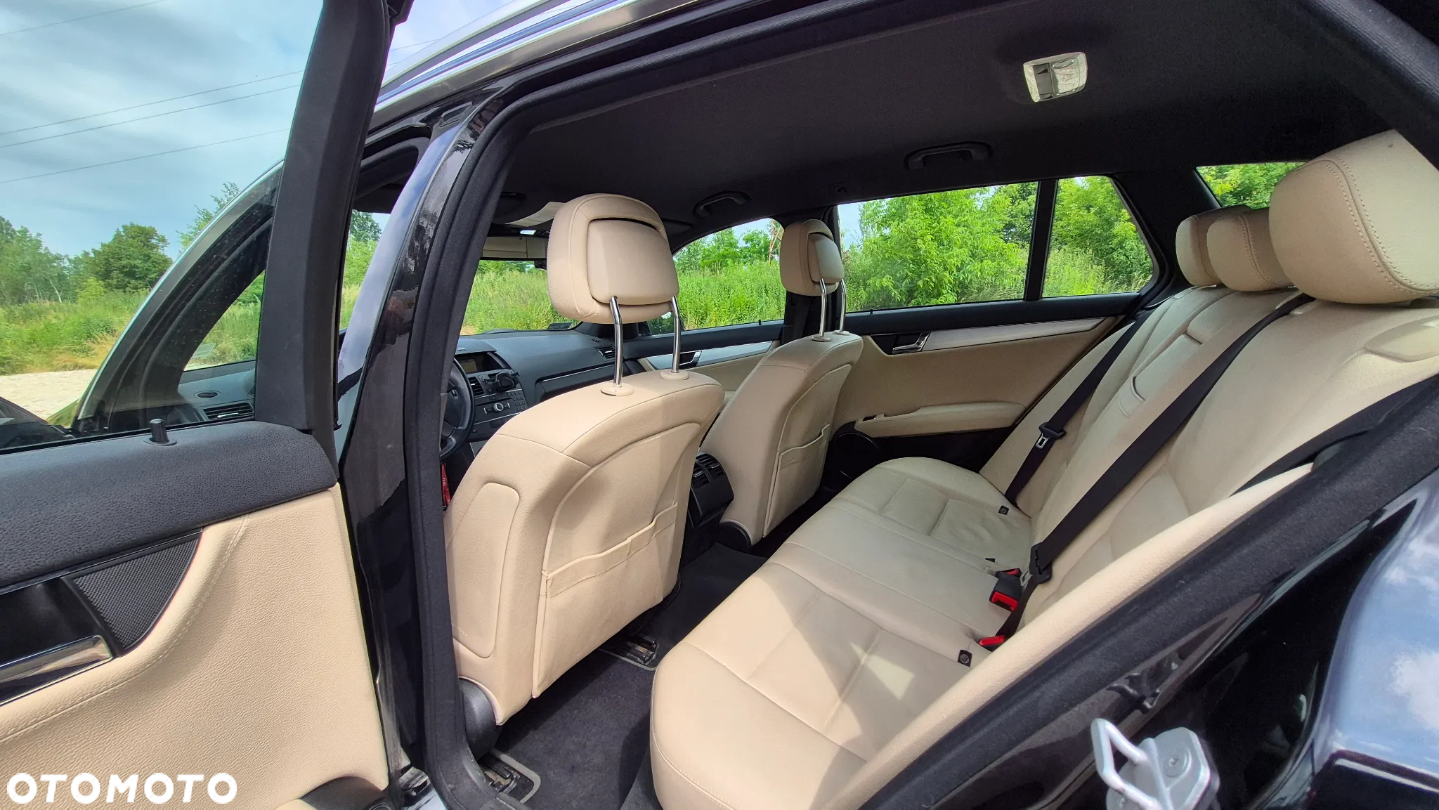 Mercedes-Benz Klasa C 180 T Kompressor Automatik BlueEFFICIENCY Avantgarde - 11