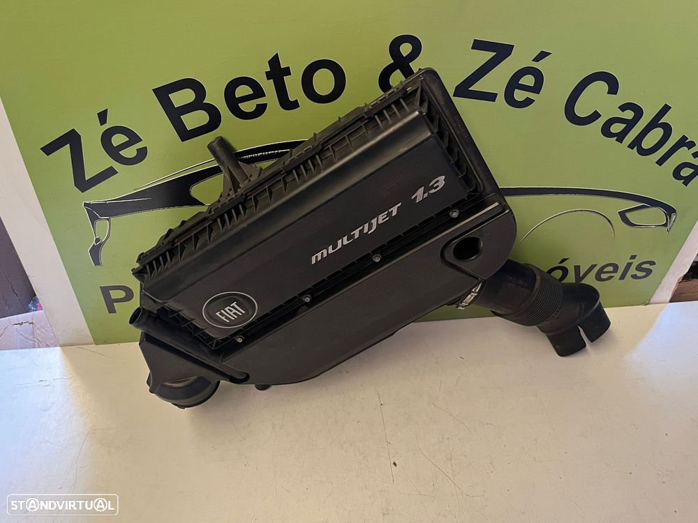 Fiat Grande Punto - 1.3 MULTIJET CAIXA FILTRO AR - Z626 - 2