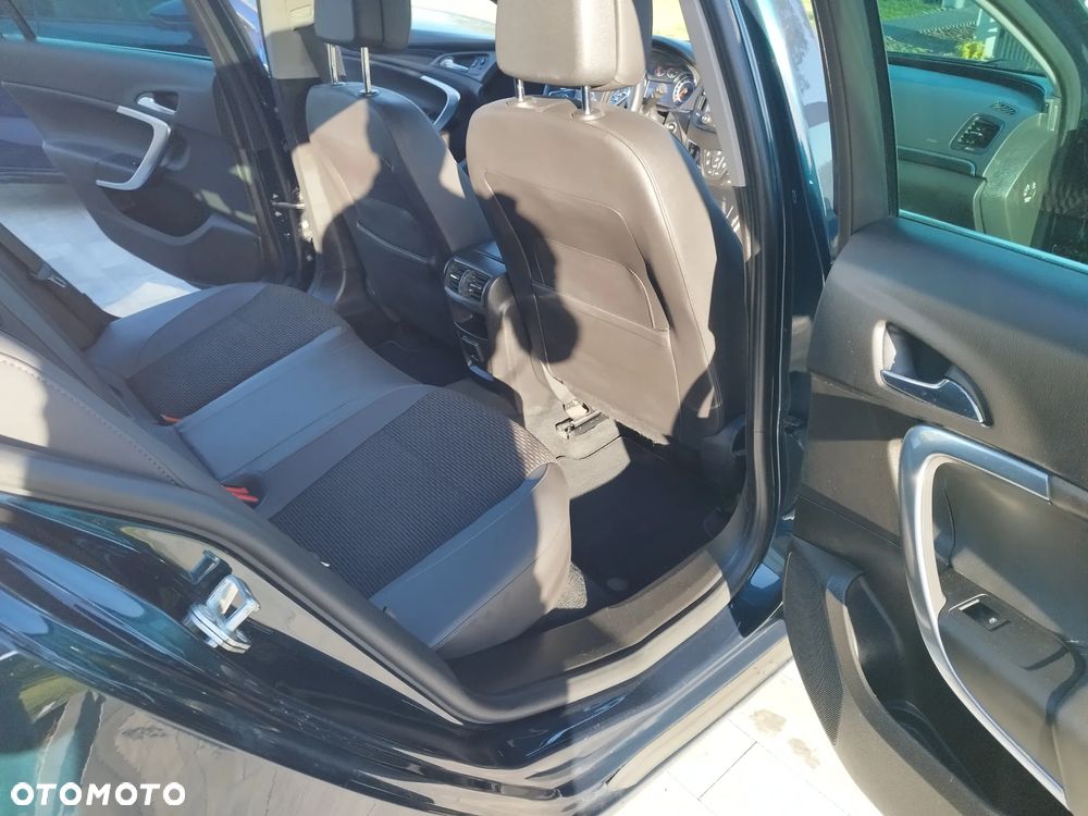 Opel Insignia - 27