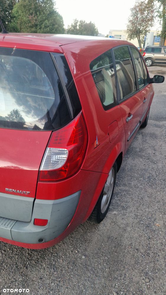 Renault Grand Scenic - 7