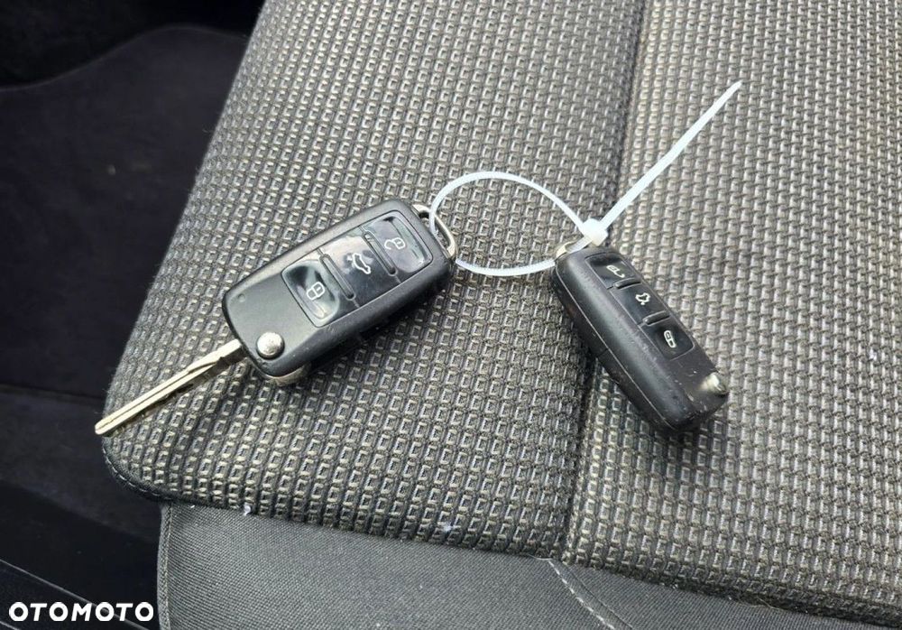 Volkswagen Sharan - 37