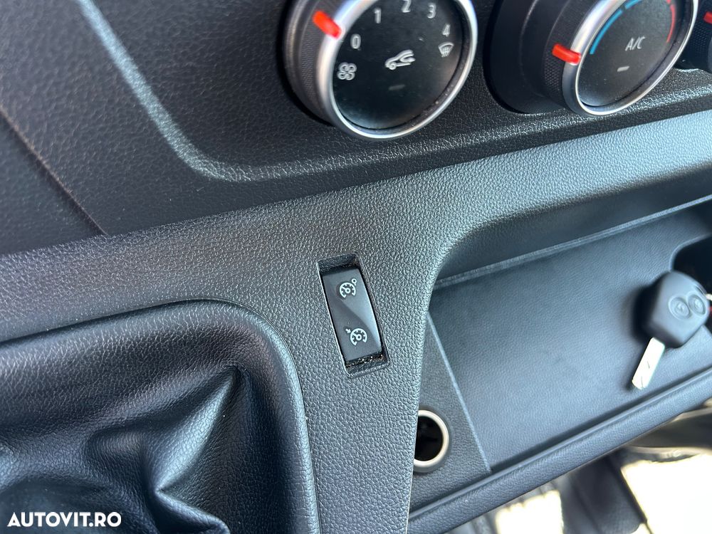 Renault Master FRIGORIFIC AXA DUBLA PRIZA STATIONARE - 30