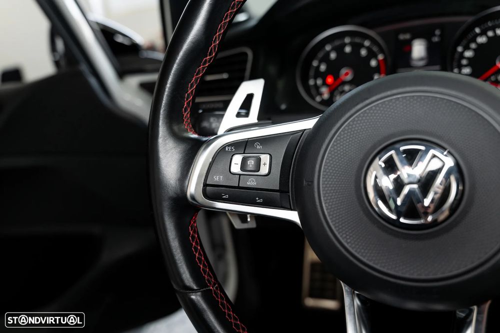 VW Golf GTI Performance BlueMotion DSG - 18
