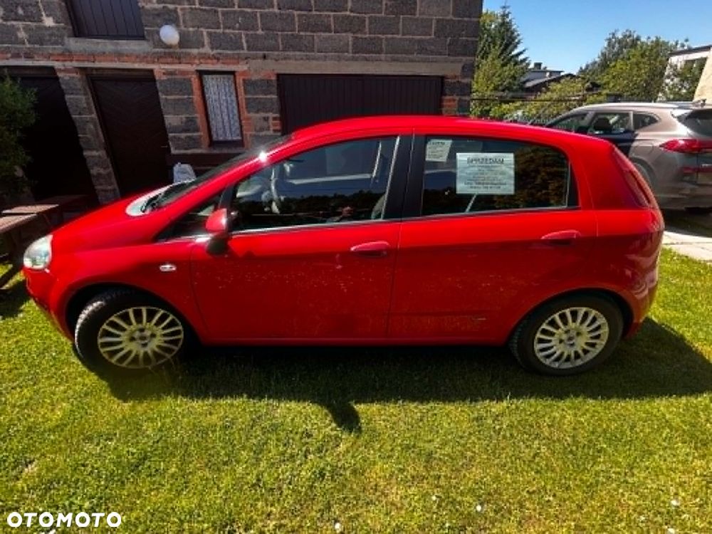 Fiat Grande Punto - 15