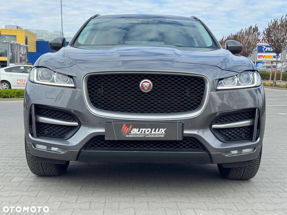 Jaguar F-Pace 20d AWD R-Sport - 9