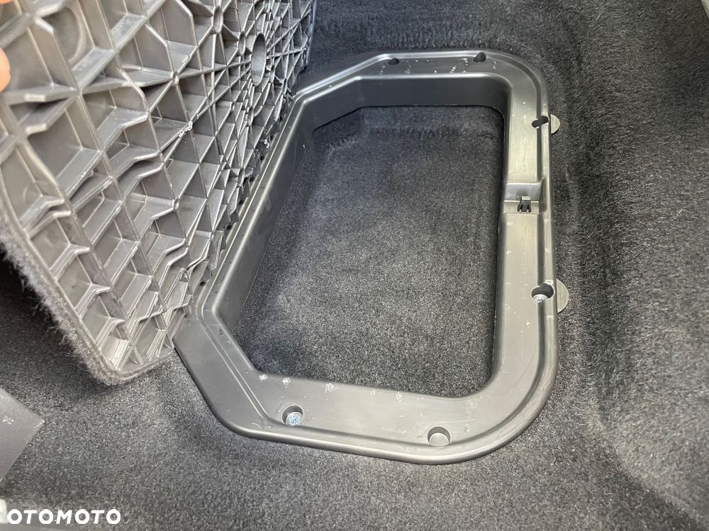 Volkswagen Touran 1.6 TDI DPF Trendline - 12