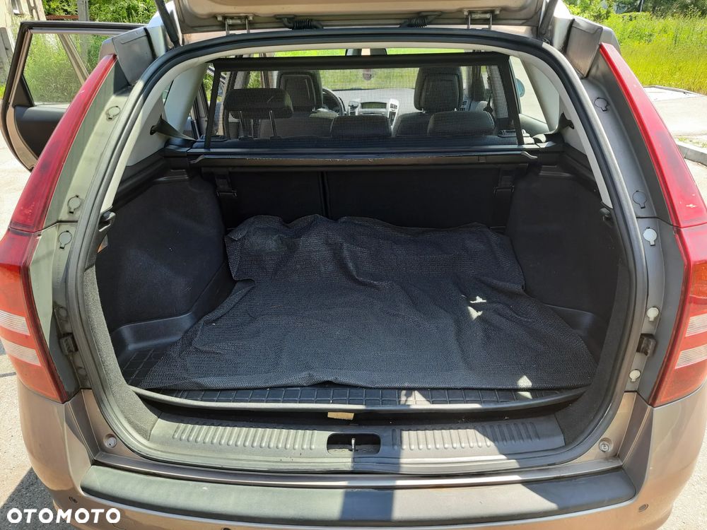 Kia Ceed 2.0 crdi Optimum + - 3