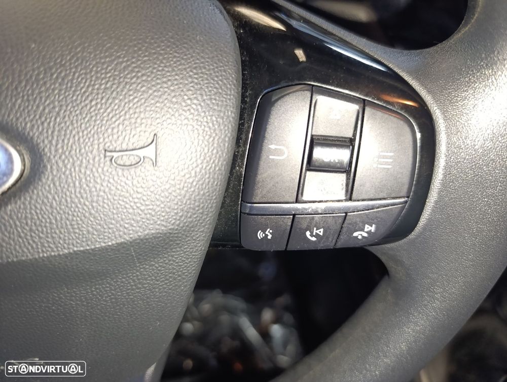 Ford Fiesta 1.0 EcoBoost Active - 13