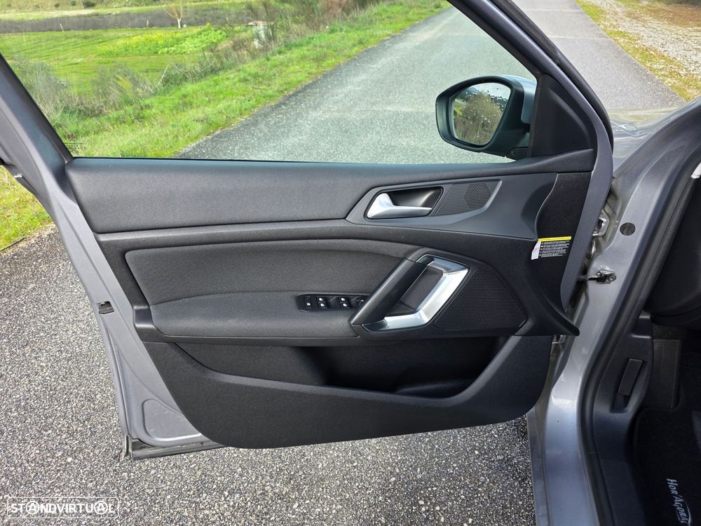 Peugeot 308 SW 1.6 BlueHDi Allure J17 EAT6 - 11