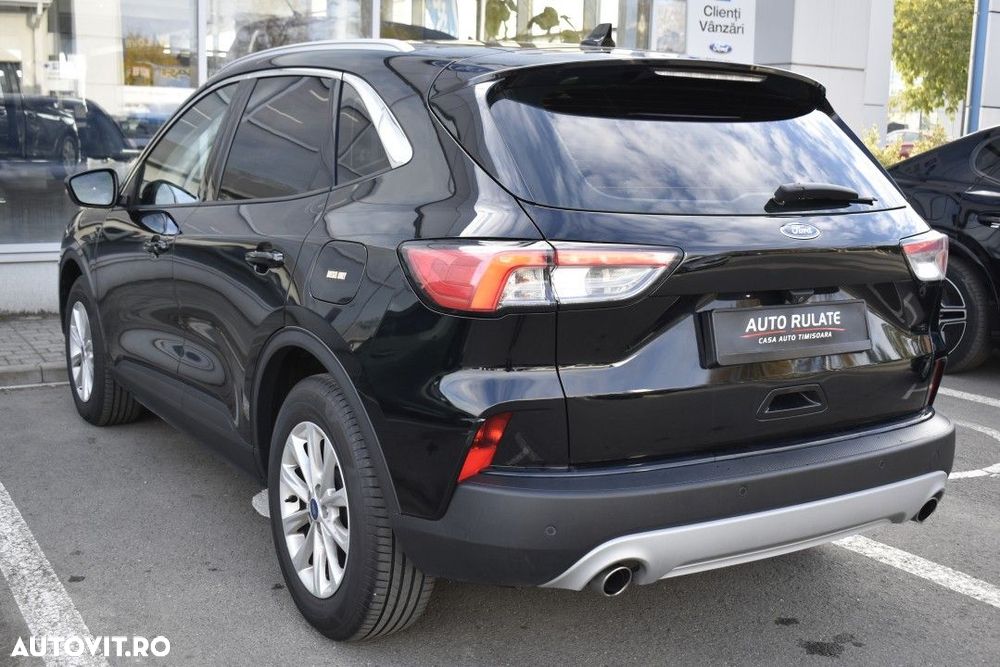 Ford Kuga - 4