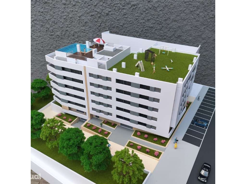 Apartamento T3, novo, varanda com churrasqueira; piscina e playgrou... - Grande imagem: 3/31