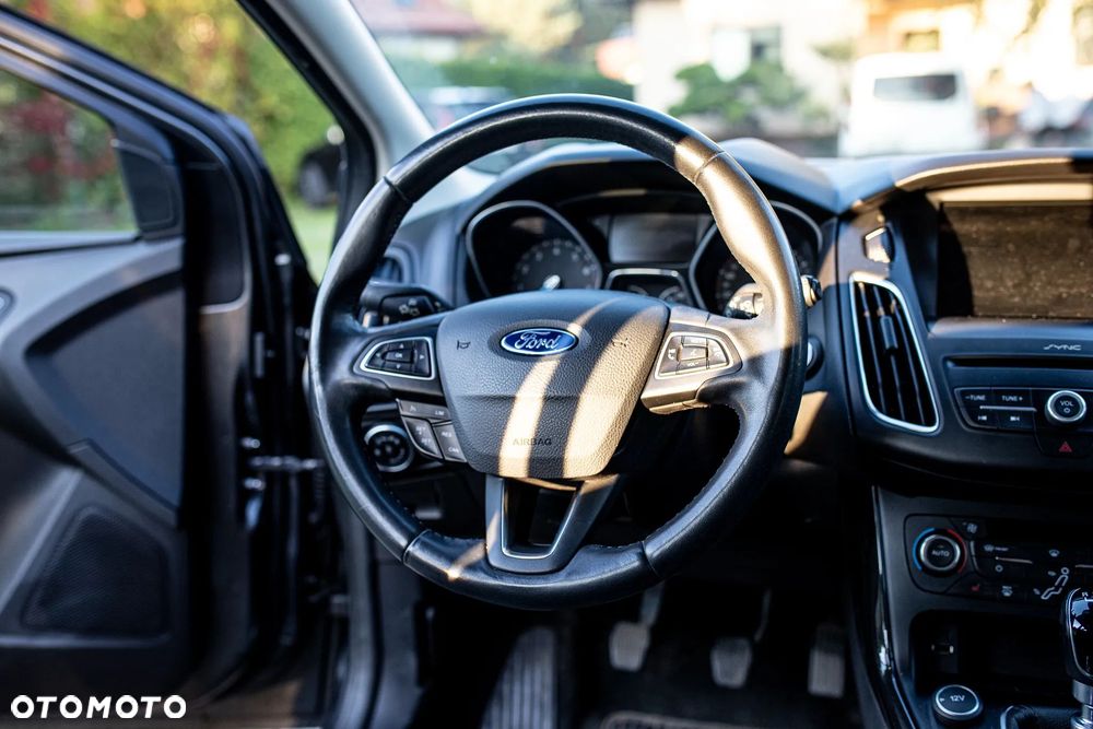 Ford Focus - 11