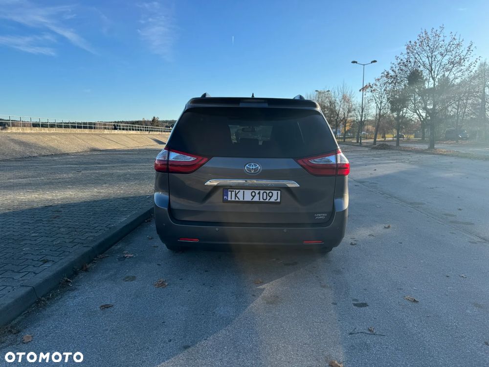 Toyota Sienna 3.5 V6 Limited AWD - 34