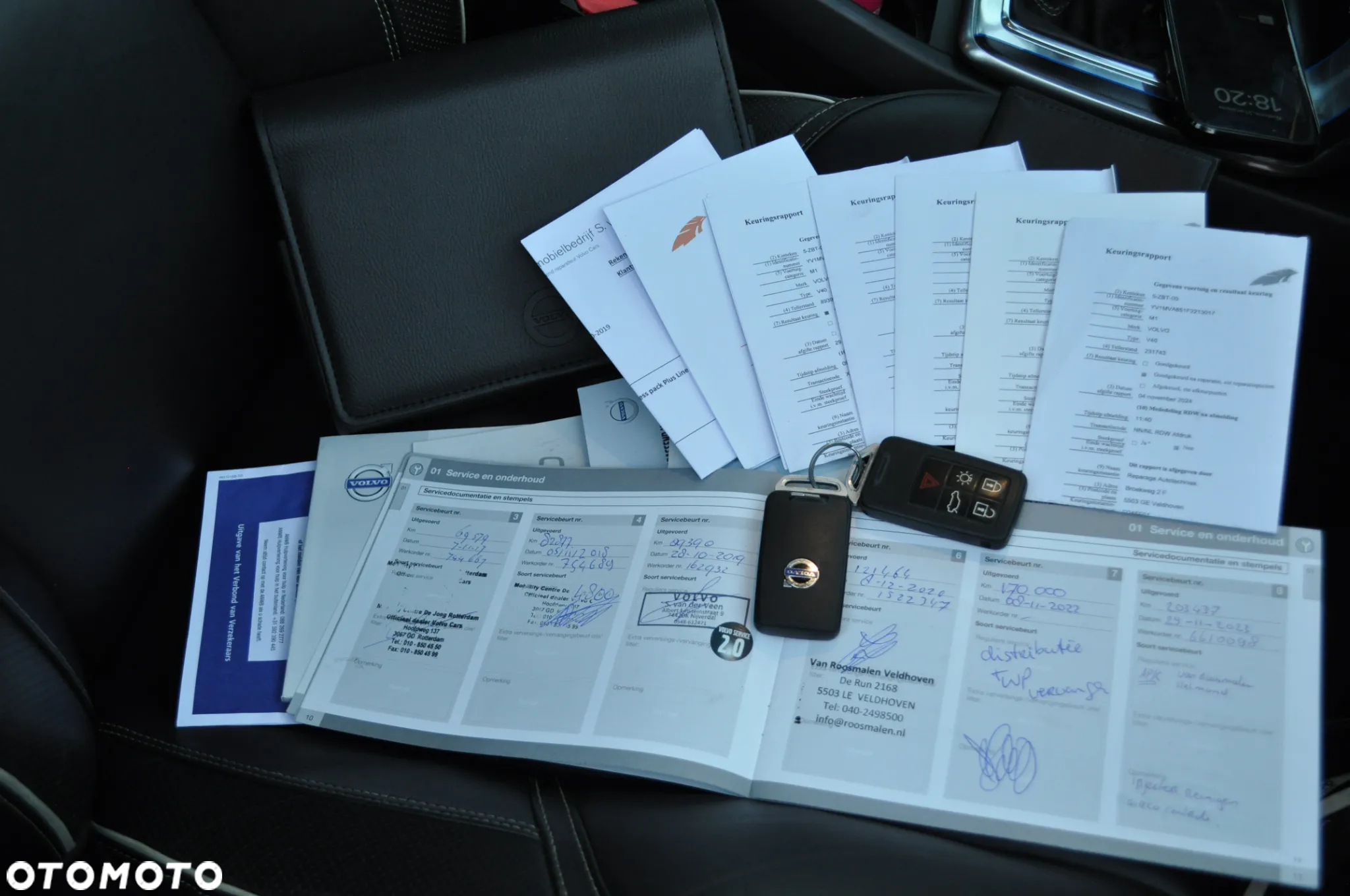 Volvo V40 D4 Drive-E R-Design Summum - 22
