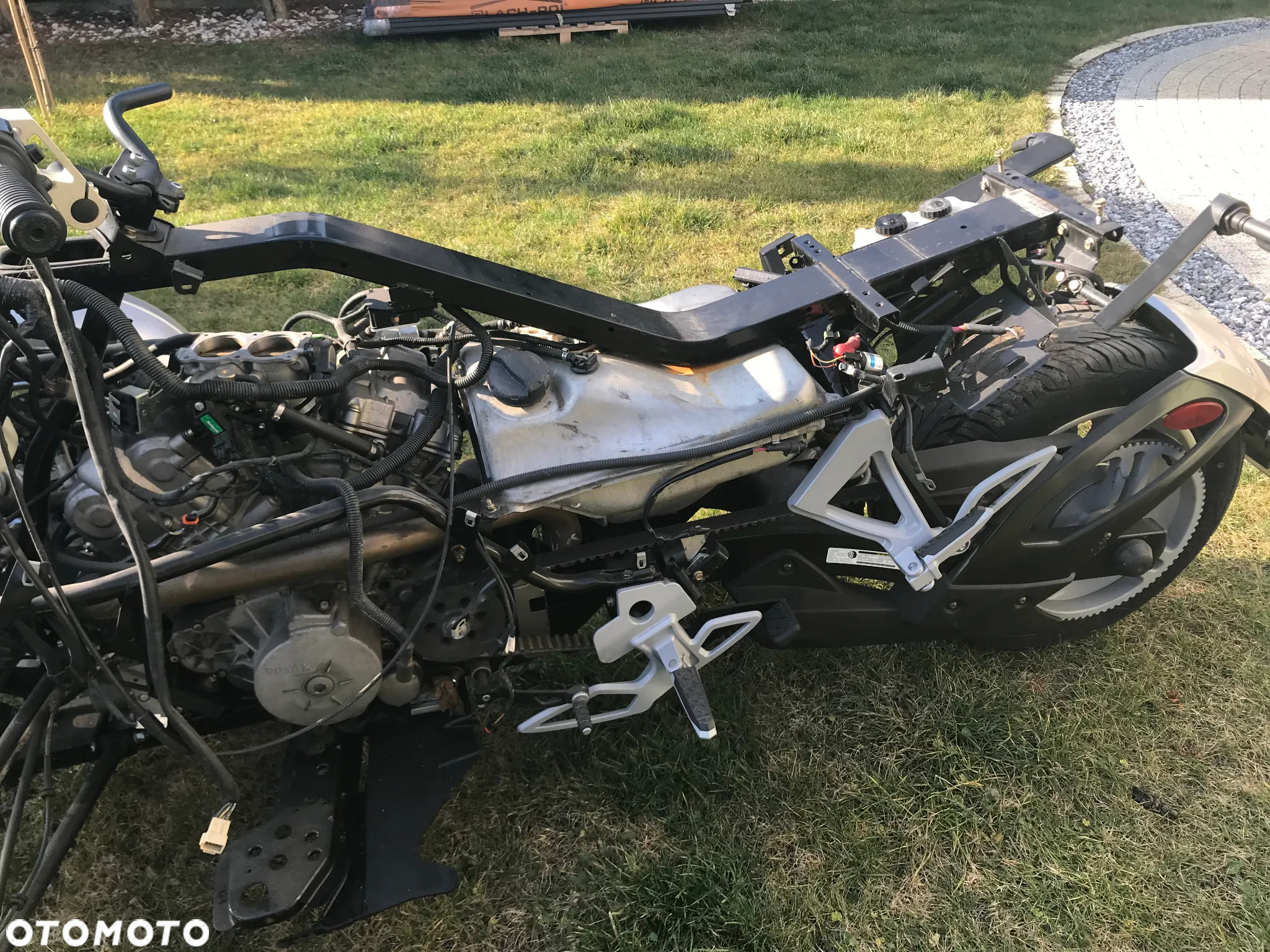 Can-Am Spyder - 4