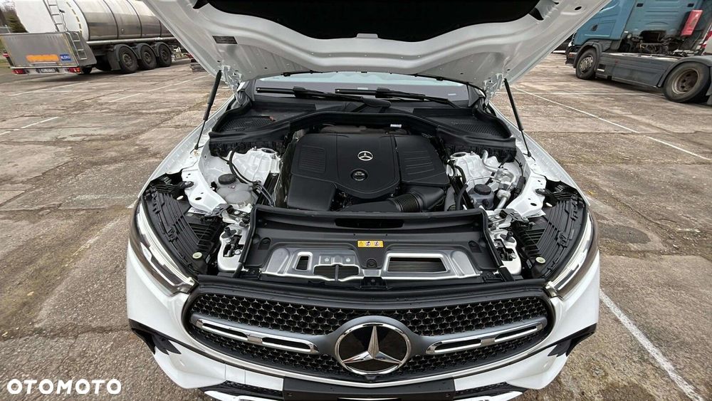 Mercedes-Benz GLC - 9