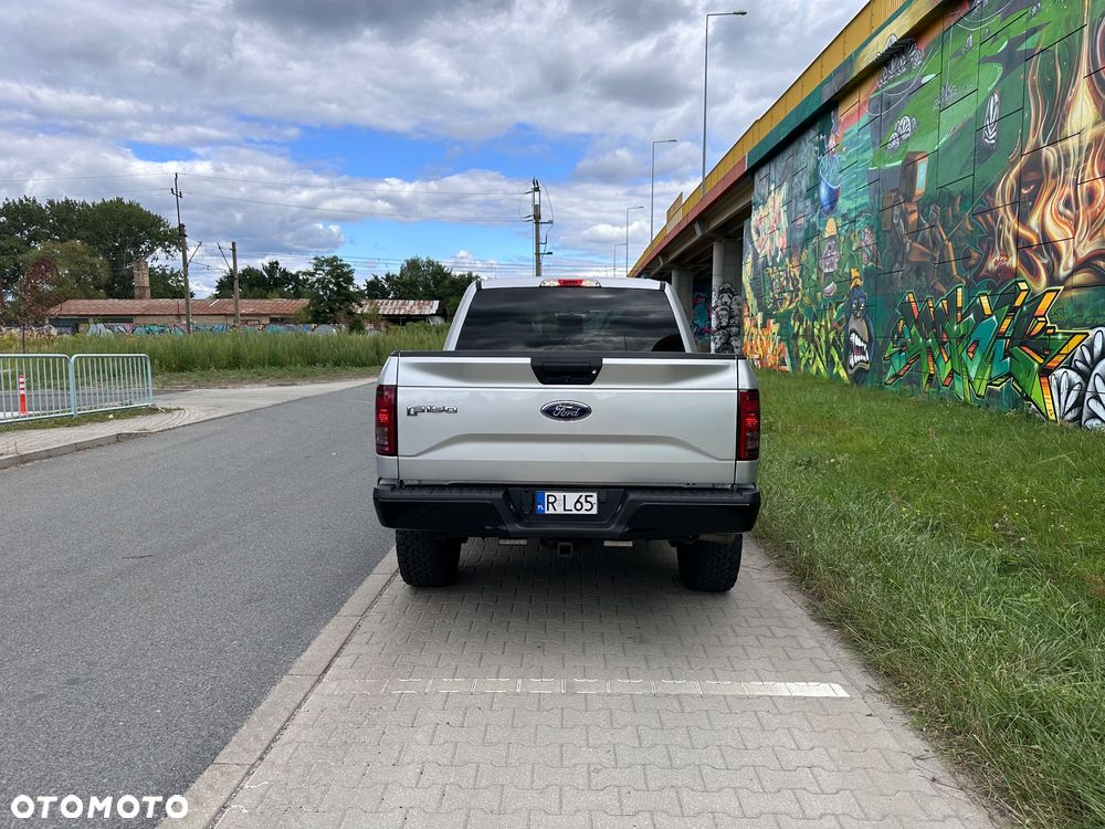 Ford F150 - 4