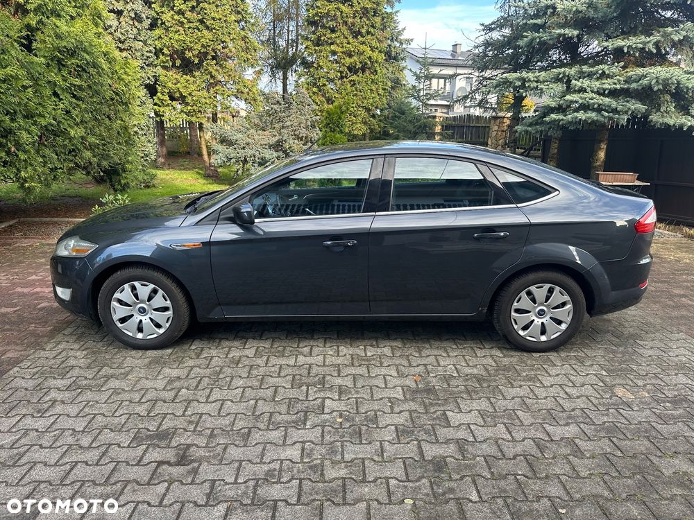 Ford Mondeo 2.0 TDCi Platinium X Plus (Titanium) - 4