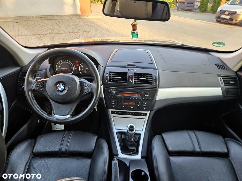 BMW X3 xDrive25i Edition Exclusive - 19