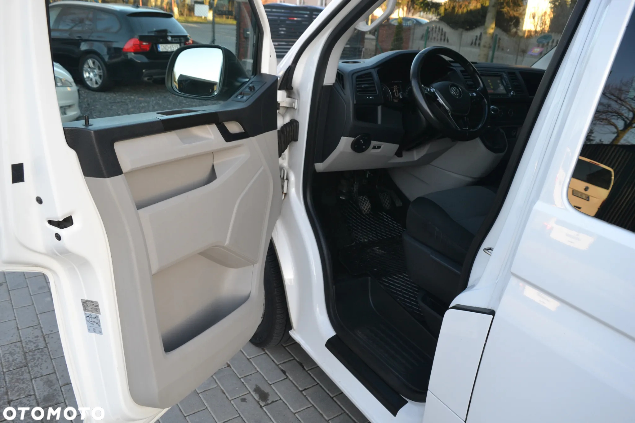 Volkswagen Transporter - 6