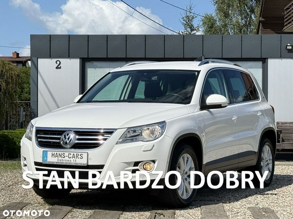 Volkswagen Tiguan - 1