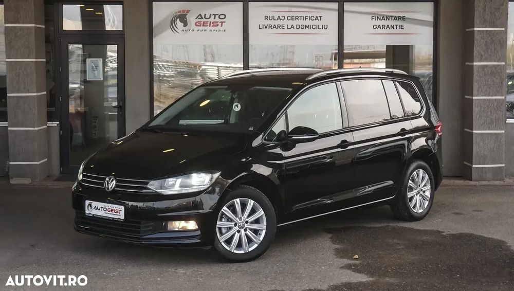 Volkswagen Touran 2.0 TDI DSG Comfortline - 1