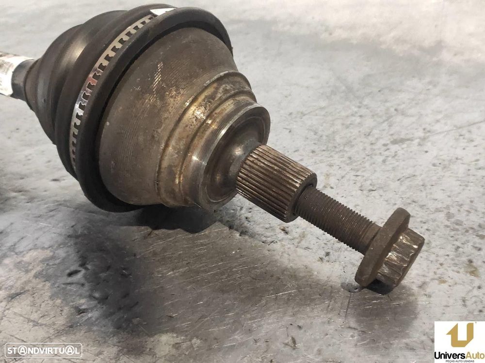 TRANSMISSÃO FRONTAL ESQUERDA VOLKSWAGEN GOLF VI 2008 -1K0407271BJ - 1