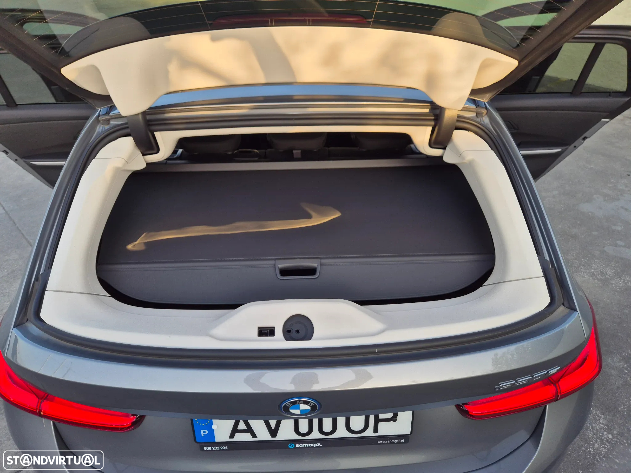 BMW 320 e Touring Auto - 51