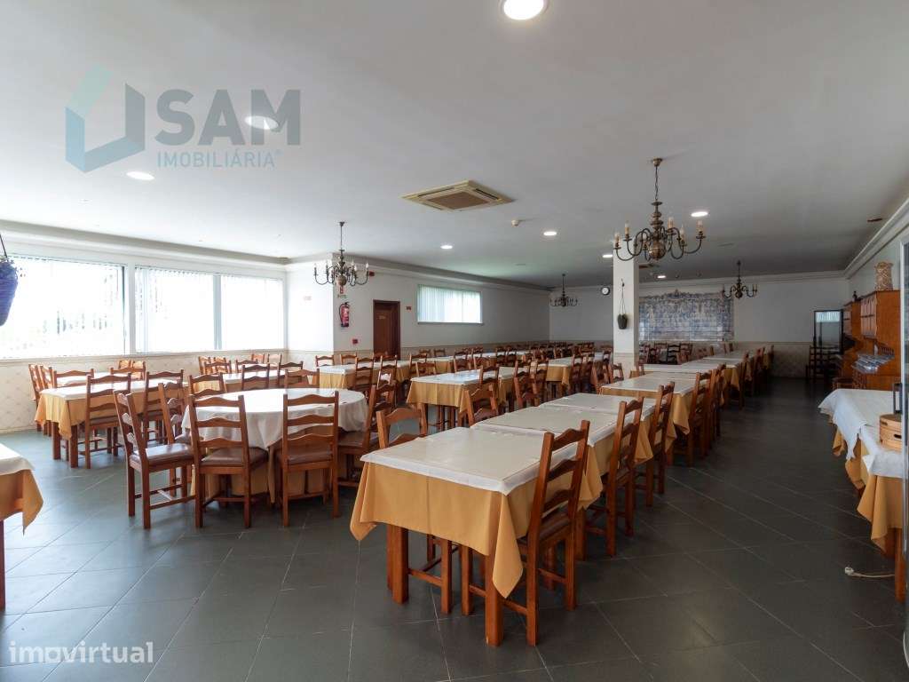 Moradia de Uso Misto com Restaurante Equipado e Habitação - Grande imagem: 5/38