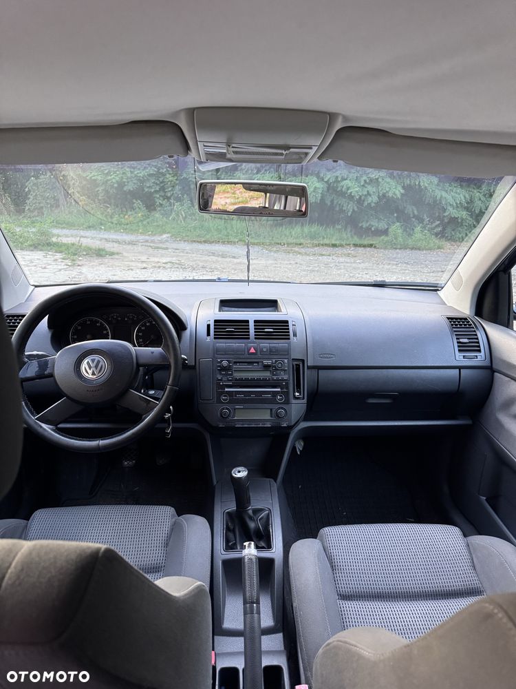 Volkswagen Polo - 7