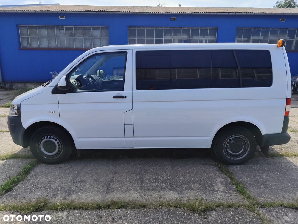 Volkswagen Transporter - 4