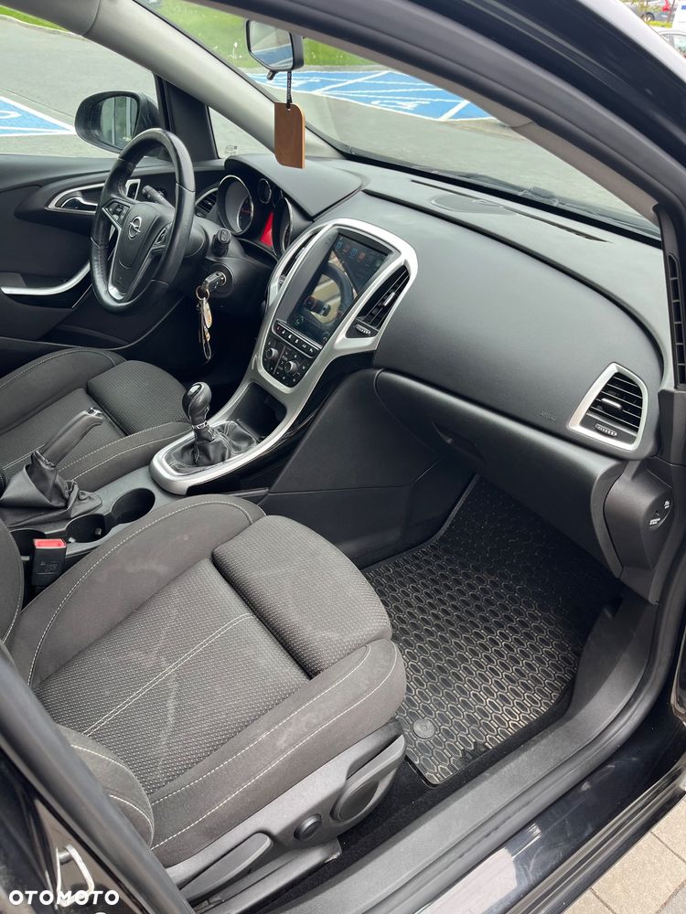 Opel Astra 1.4 Turbo - 4