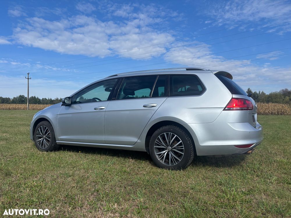 Volkswagen Golf 2.0 TDI BlueMotion Technology Allstar - 6