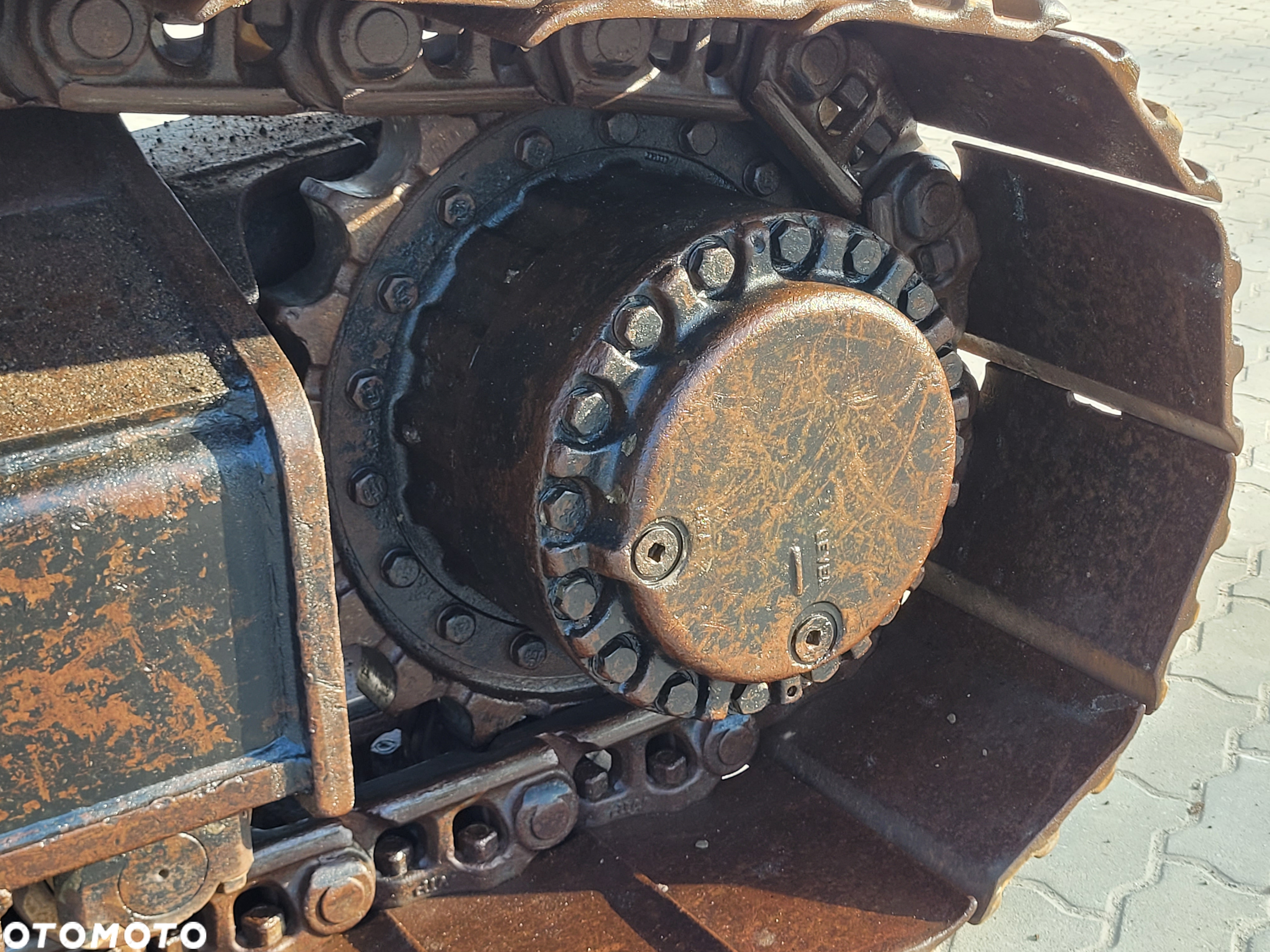 Caterpillar CAT 325 D - 16