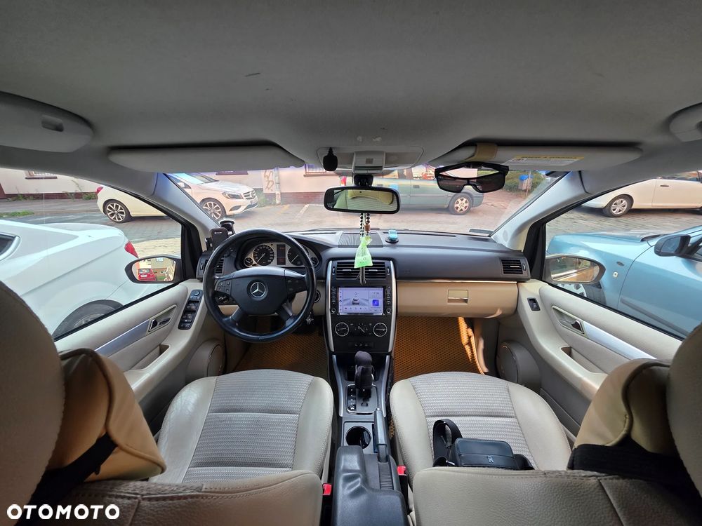 Mercedes-Benz Klasa B 180 CDI Autotronic - 9