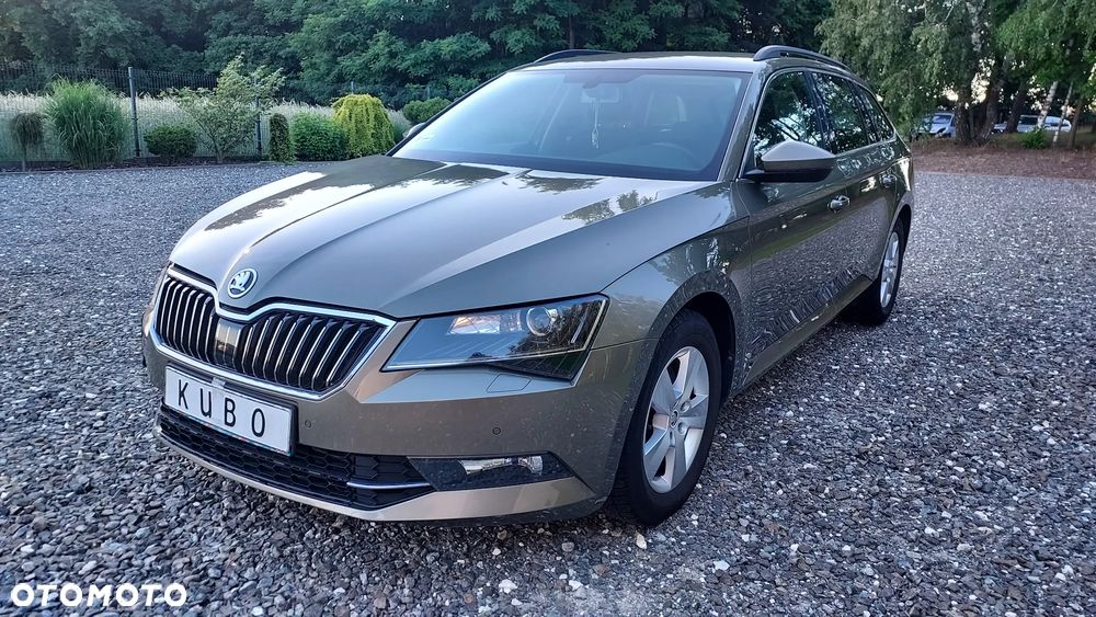 Skoda Superb 2.0 TDI Ambition - 1