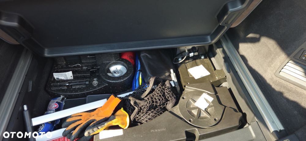 Volkswagen Touareg 4.0 V8 TDI SCR 4Mot R-Line - 29