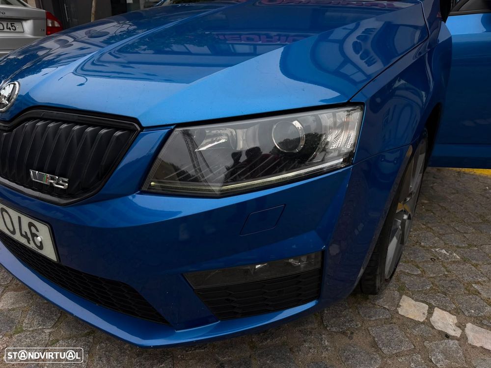 Skoda Octavia 2.0 TDI RS DSG - 3