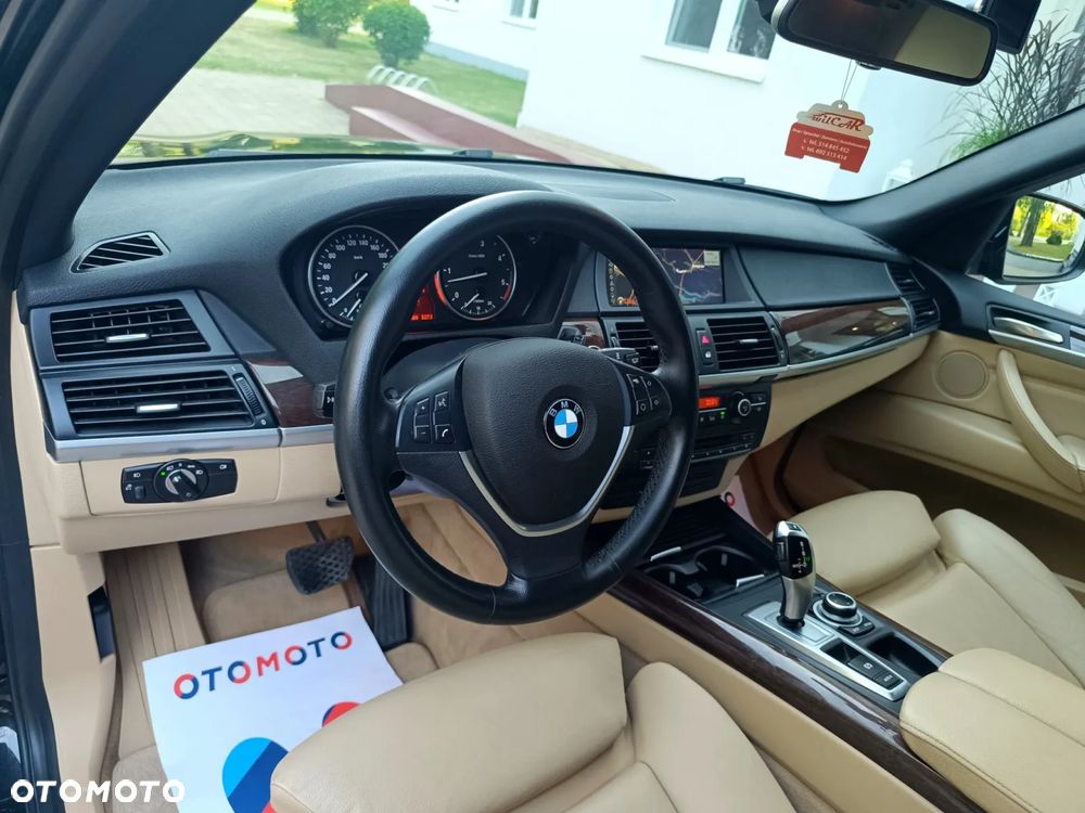 BMW X5 xDrive30d - 26