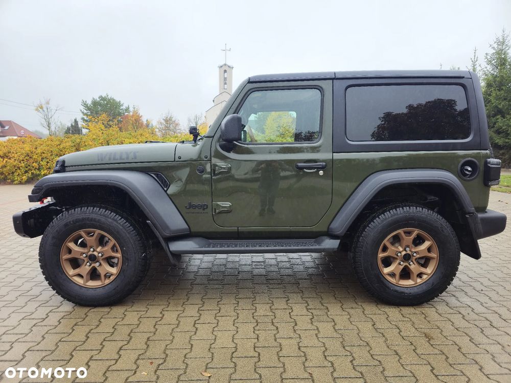 Jeep Wrangler - 2