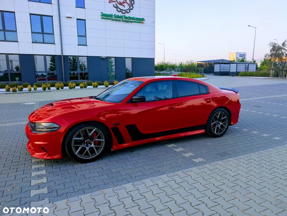 Dodge Charger Automatik R/T Scat Pack - 12